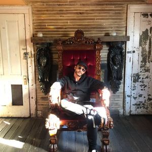 Meet your Posher, Leon